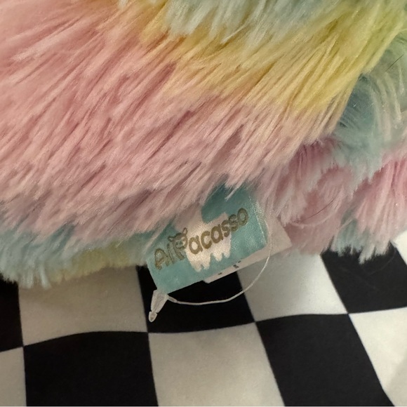 Rainbow Amuse alpaca Alpacasso plushie - Picture 3 of 8